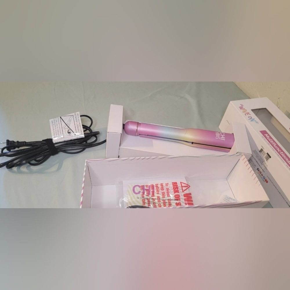 Vibes Pink Multifunctional Hairstyling Waver - Picture 4 of 12